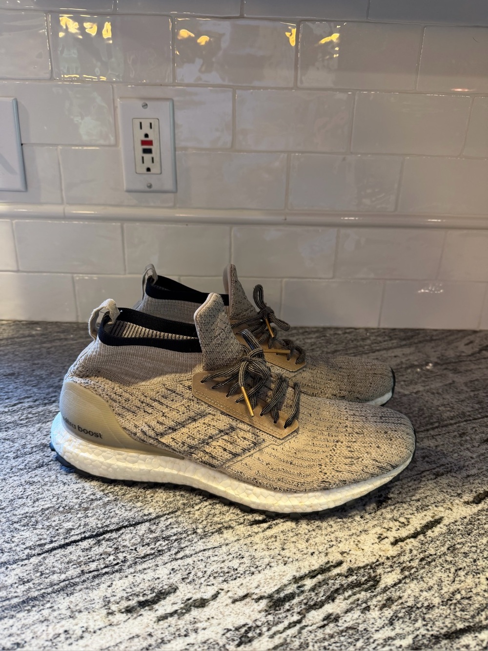 Men’s Adidas UltraBoost ATR Limited Mid Khaki Size 10.5